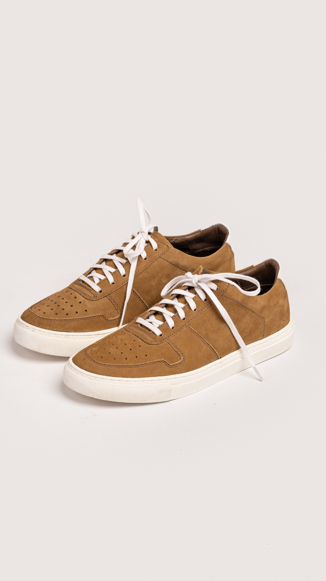 EN 1 SNEAKER NUEZ