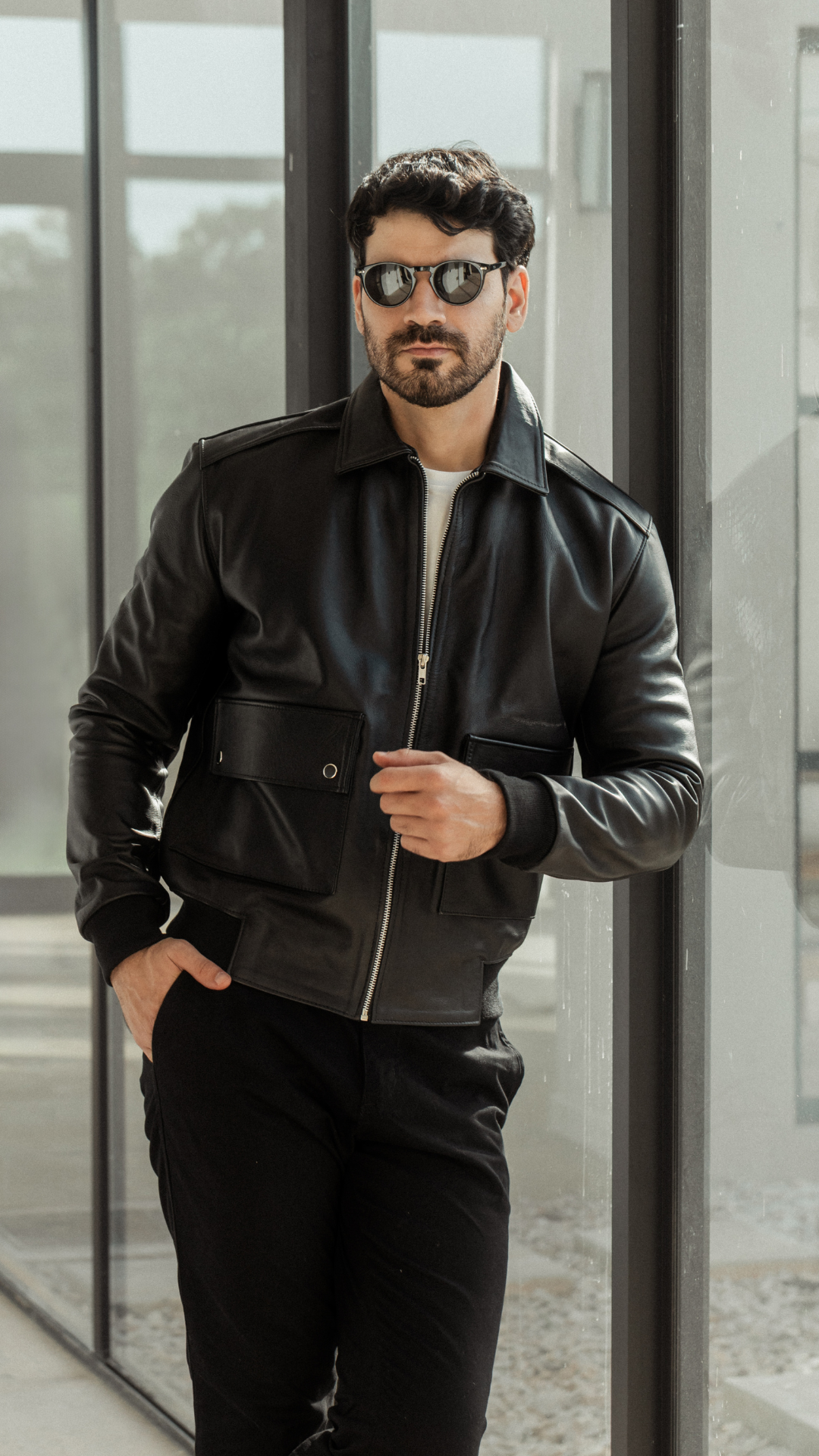 THE AVIATOR LEATHER JACKET NEGRO